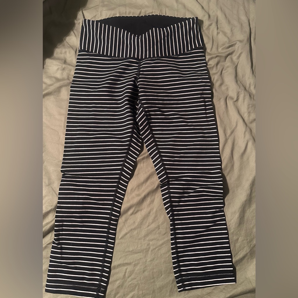 Lululemon Athletica Striped Cropped Leggings